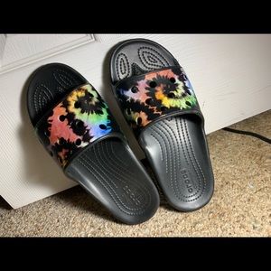 Croc slides